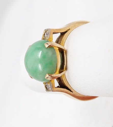 Vintage 14K Yellow Gold, Jade & Diamond Ring Size 6 - Picture 9 of 10