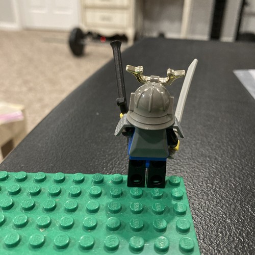 Lego Ninja Minifigure - Shogun Blue w/ Armor (cas056) Black Musket Sword 4806 - Picture 2 of 2
