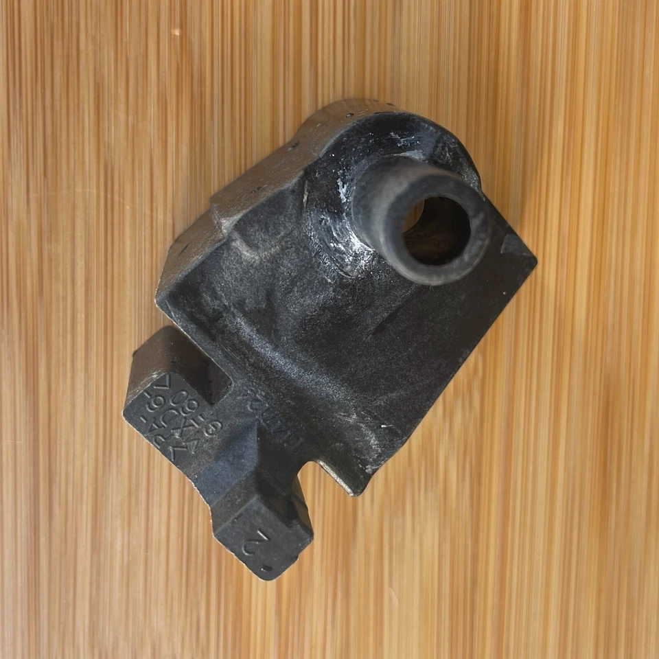 1447124 Westinghouse nevera RHS leva bisagra derecha WSE6070 WSE6100 WSE6970 WSE7000 Foto 3 de 4