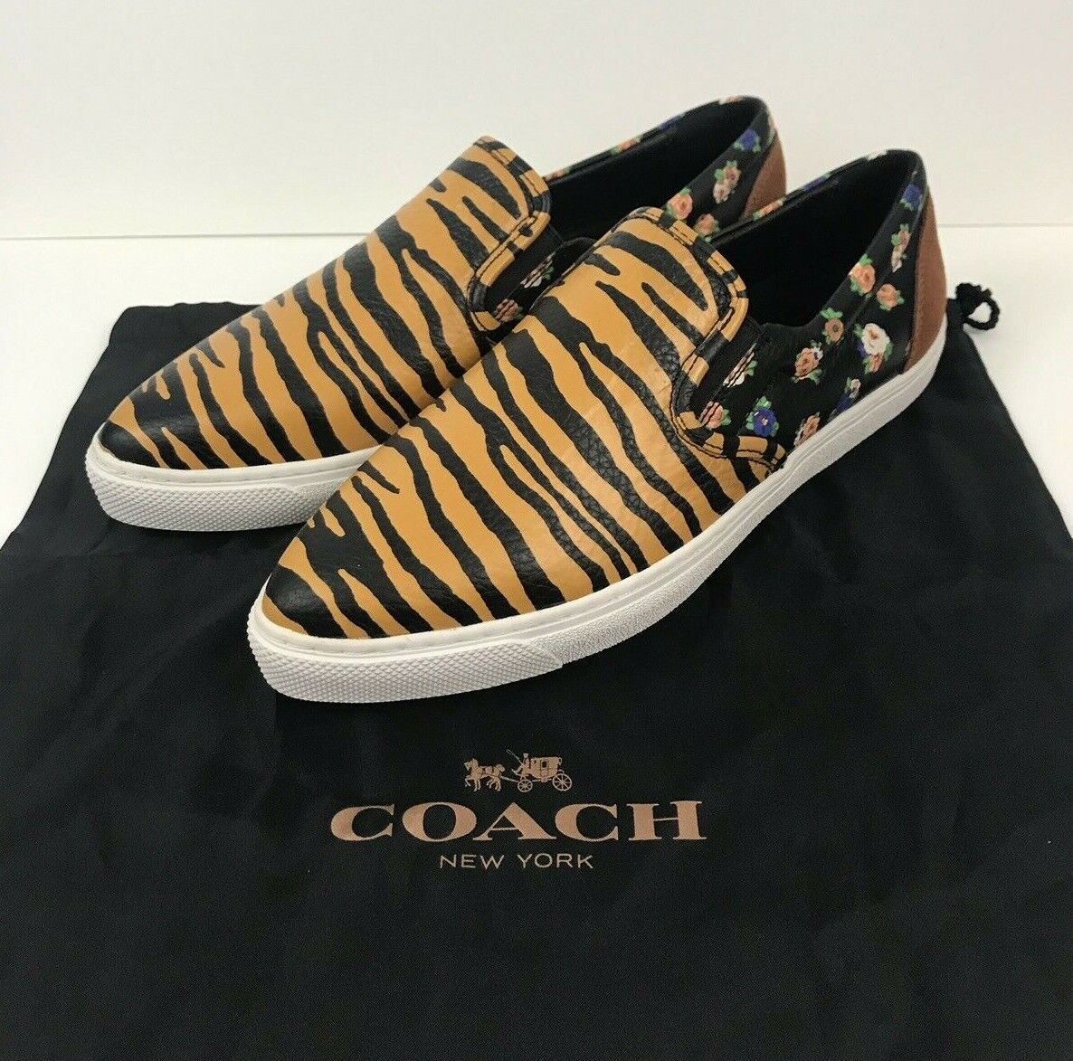 sneakers tiger print