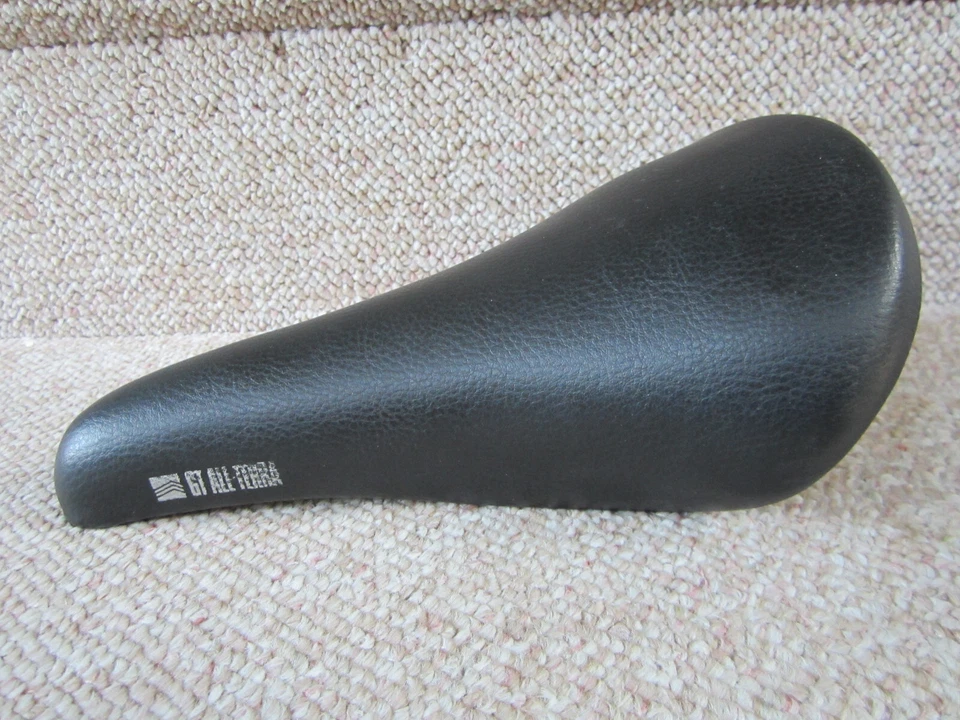 Bicicleta de montaña GT All Terra Seat Saddle MTB Viscount 2236 Avalanche ¡BONITA! Foto 3 de 4