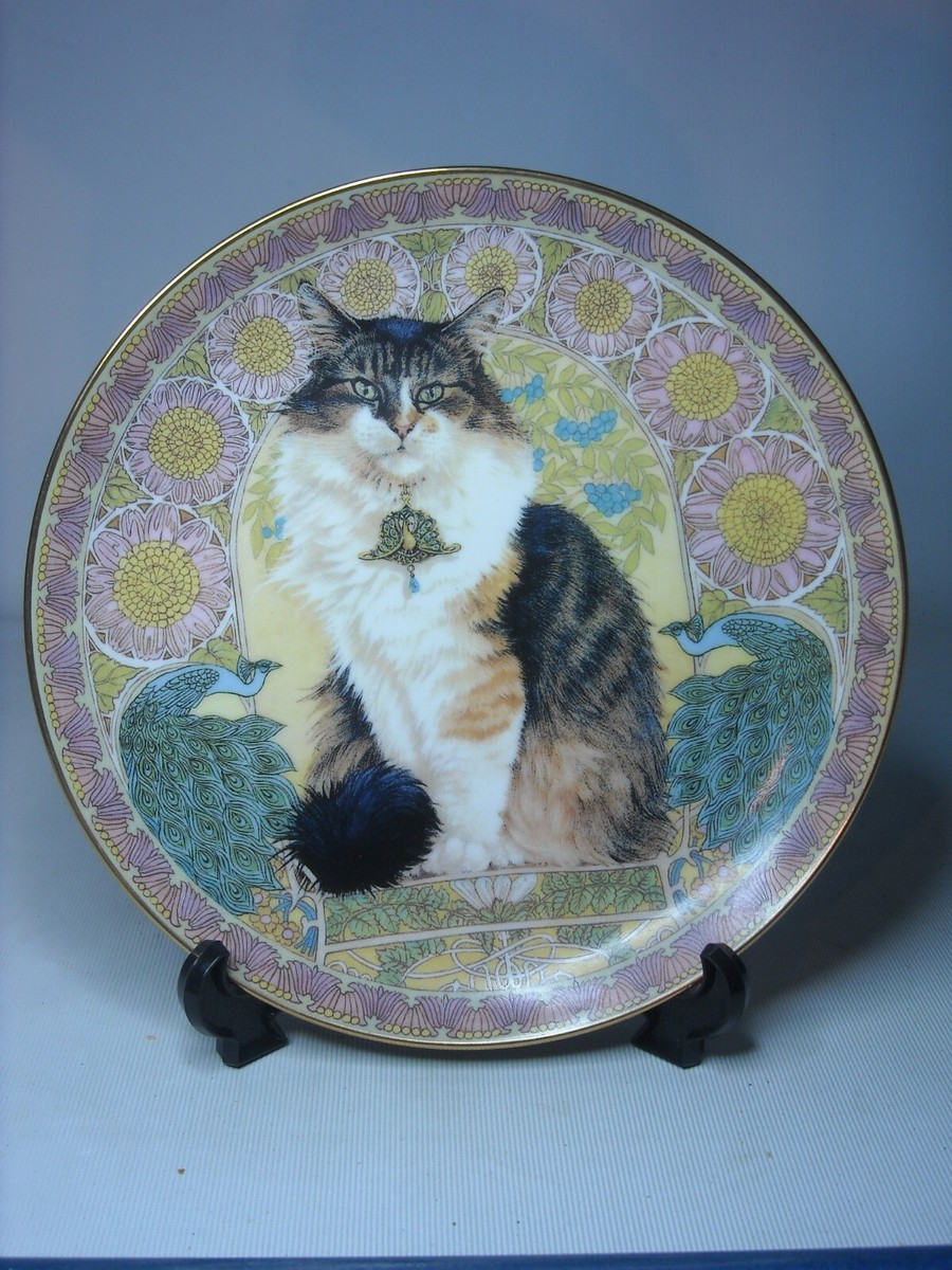 Choice of CATS AROUND THE WORLD Plates Lesley Anne Ivory Danbury