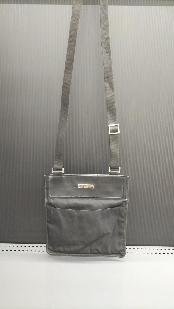 Gucci Nylon and Leather Shoulder Bag Model 019.0348.200047