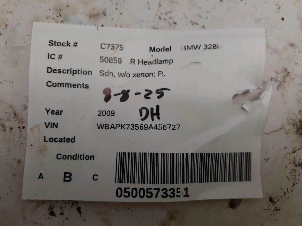 Conjunto de faros derechos usados se adapta a: BMW 328i Sdn 2009 sin xenón R. Gra derecha Foto 3 de 4