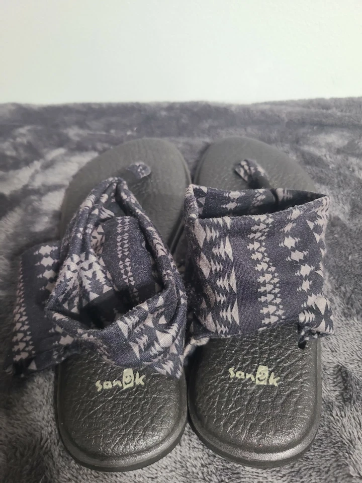 Sanuk Size 8 Women's Yoga Sling Sandals Black Flip Flops Comfort - Image 4 of 4