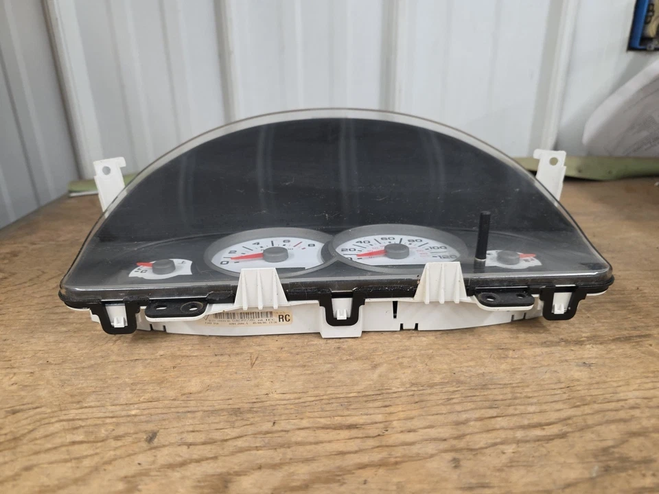 2006 2007 Ford Escape Speedometer Instrument Gauge Cluster OEM - Image 2 of 4