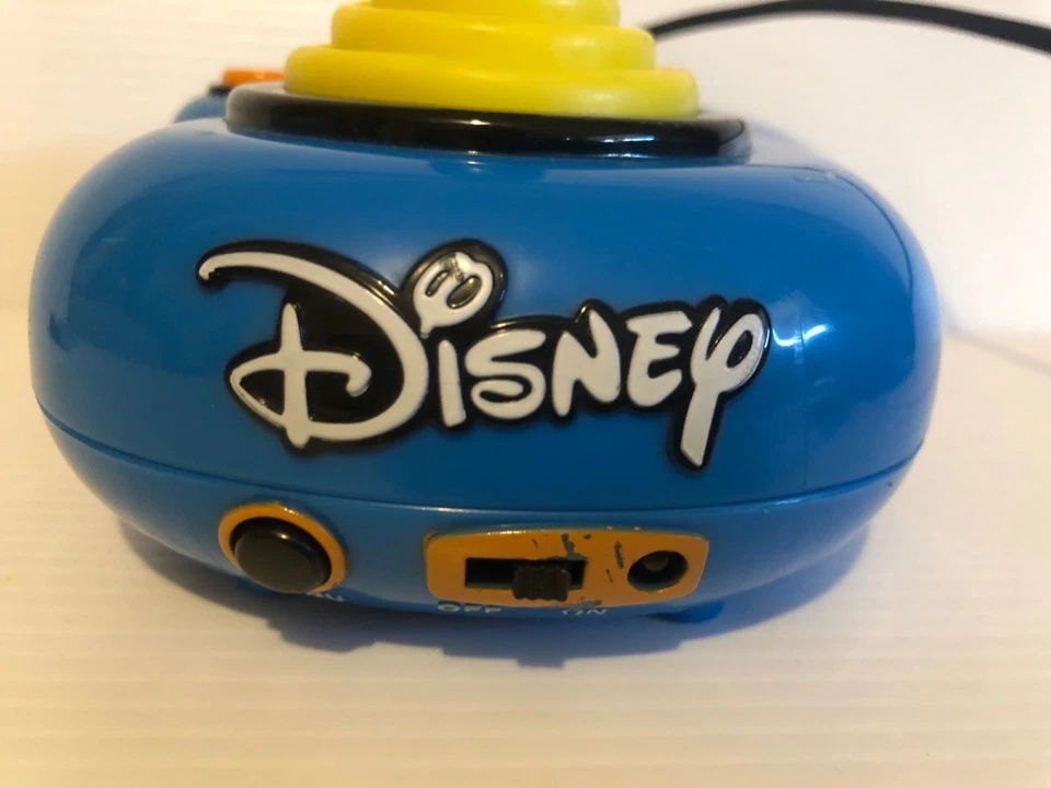 Disney 2005 Jakks Pacific Blue Plug & Play  5-in-1 TV Game 2 Addt'l Games Works - Image 3 of 4