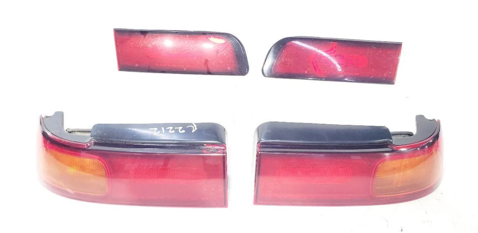 1992 1993 1994 1995 1996 1997 Subaru SVX OEM Juego completo de luces traseras Foto 4 de 4