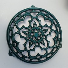 Cousance Green Enameled Trivet