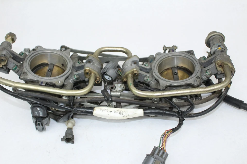 Carrocerías de acelerador Honda RC51 RVT1000R SP2 02-06 Foto 2 de 4