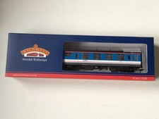 Bachmann OO Gauge 39-265 Mk1 RMB Coach in Network SouthEast livery