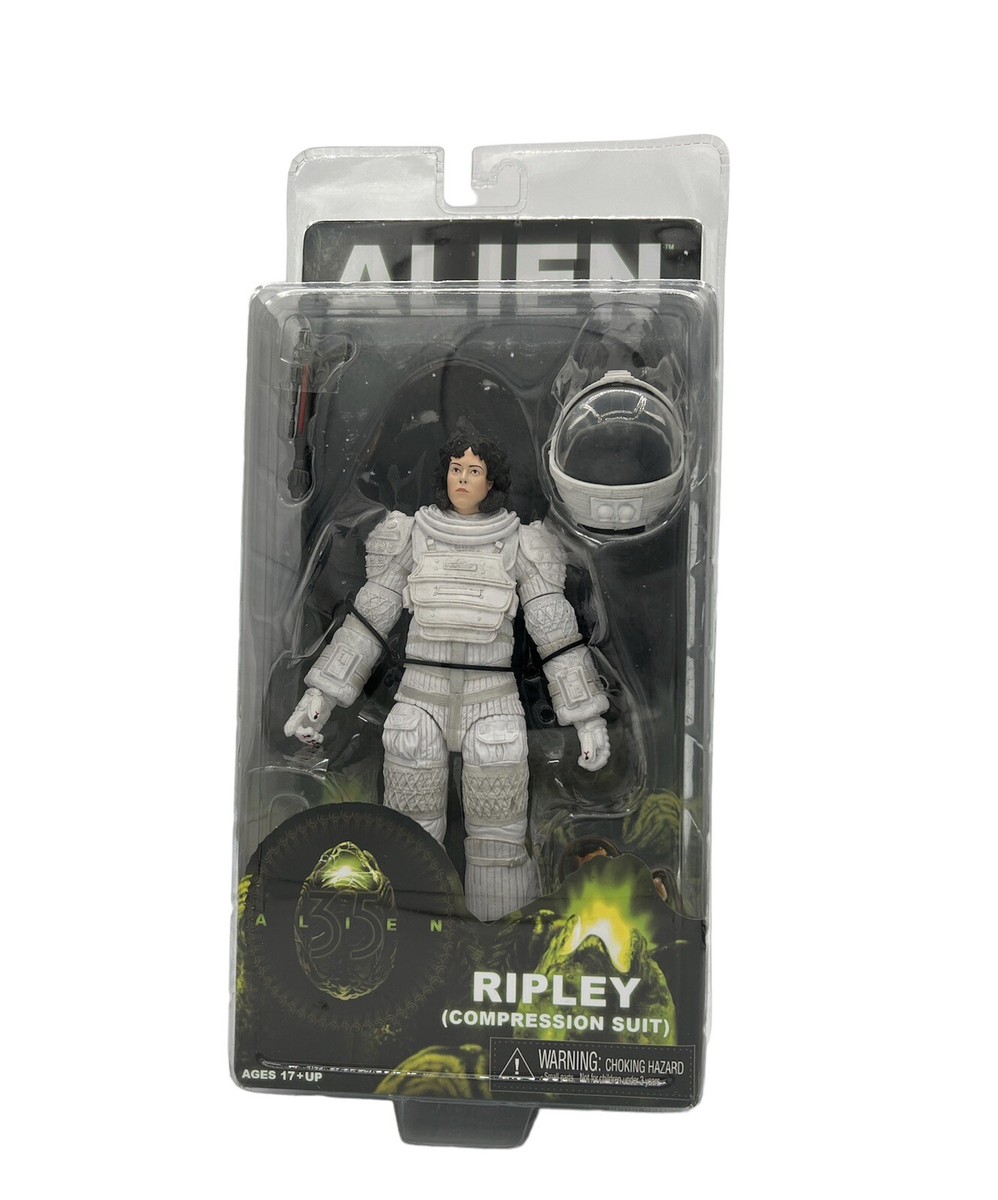 NECA ALIEN Ripley スペーススーツ アクションフィギュア Amazon.com: NECA 40th Anniversary Alien 7” Scale Action