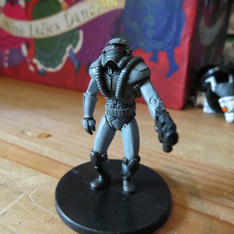 Star Wars Miniatures Champions of the Force Dark Trooper Phase II w card 48/60