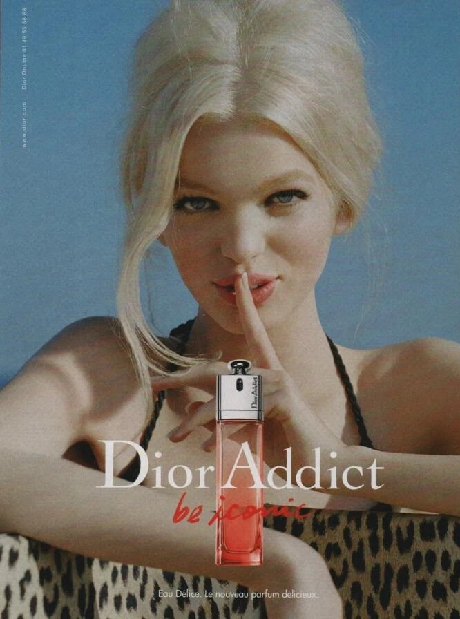 Publicité papier Parfum. Perfume ad. Dior addict 2013