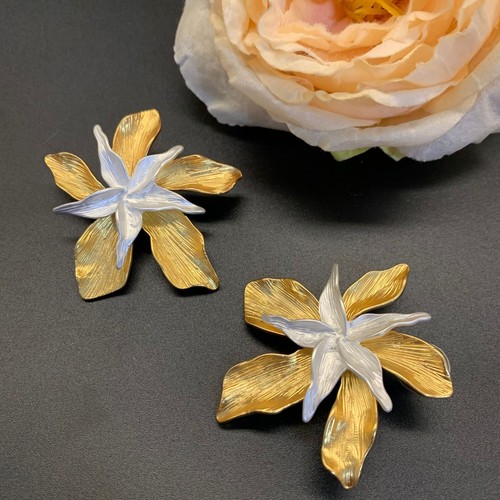 Retro Pure Copper Flower Shaped Earrings Stud Women Decoration Jewelry Gifts - Picture 5 of 6