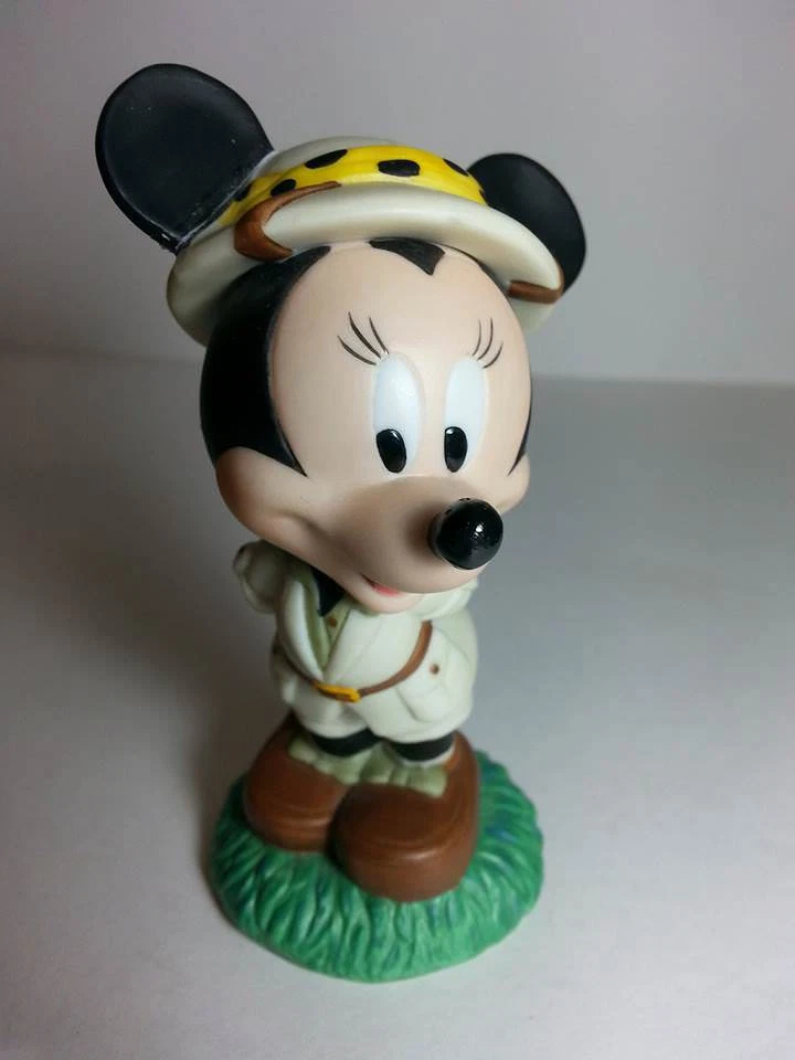 Picture 4 of 12