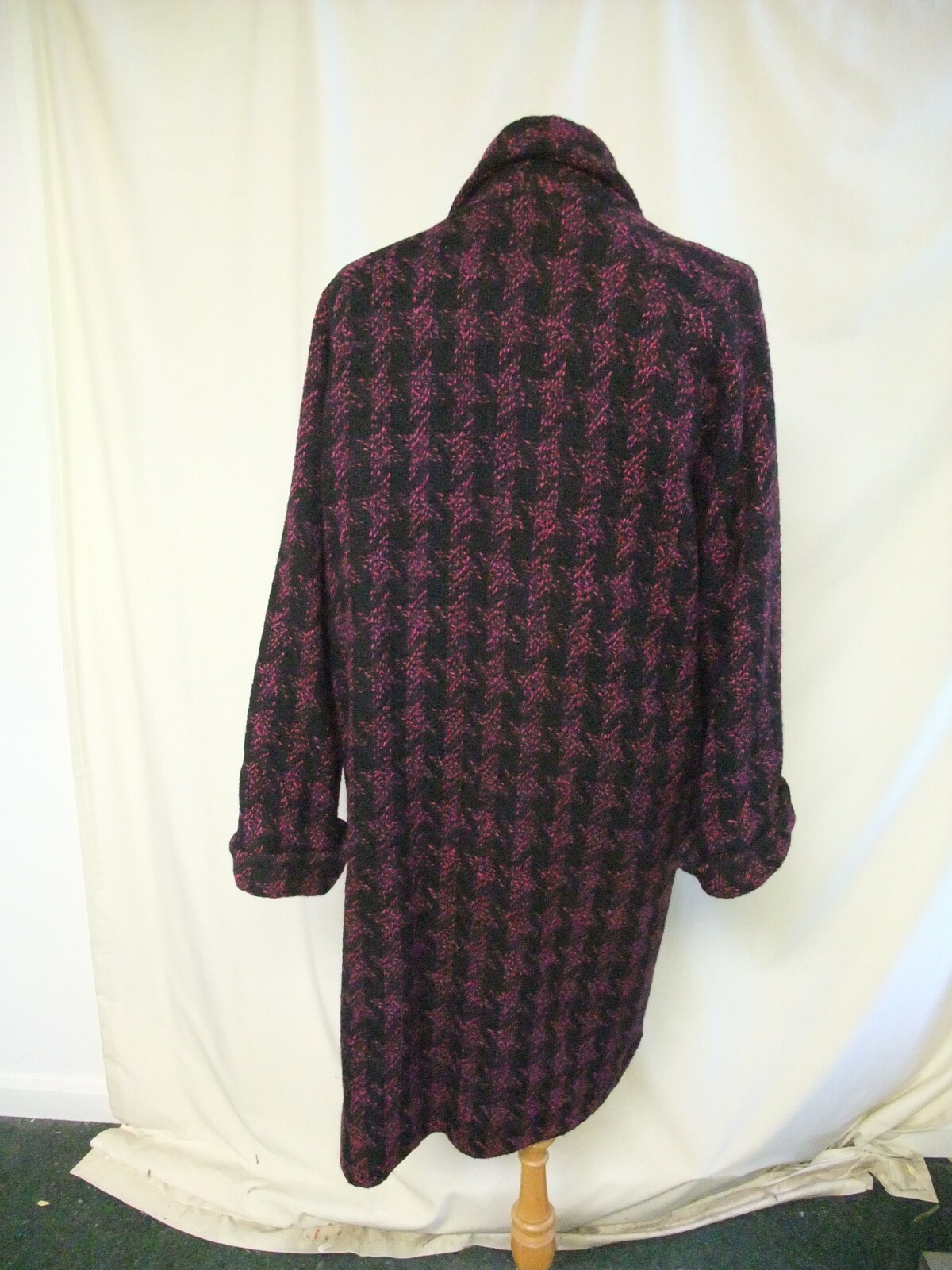 ALTRA Cappotto donna su misura lana testurizzata L nero viola? busto 42"" lunghezza 41" 2506