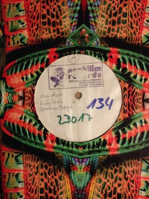 Von Aum - King Loui's Banana Boogie / Smurfing In The Outer S - Promo - G7700z