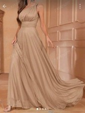 Stunning Champagne Bridesmaids Dress Size Xl Brand New. Elegant Style Dress