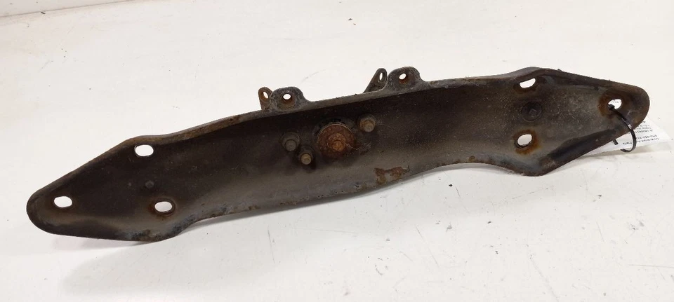 Опора коробки передач поперечный член Subaru Forester 1998 1999 2000 2001 2002 - Изображение 3 из 4