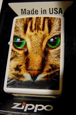 Zippo Cat Face White Matte 2002854 Cat mit günen Augen Original ZIPPO NEU& OVP