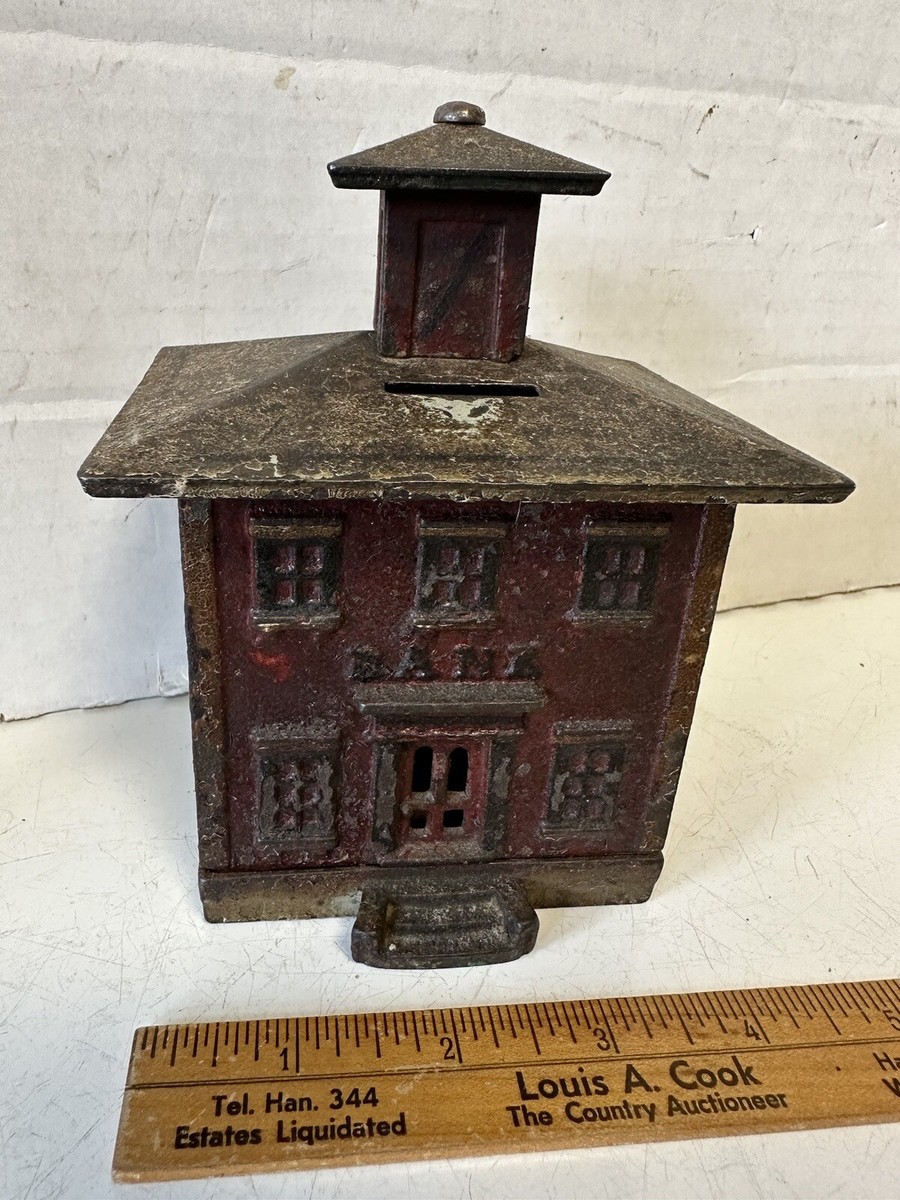 Three Little Pigs Tin House coin bank (JAS) Three Little Pigs Tin House coin bank (JAS)