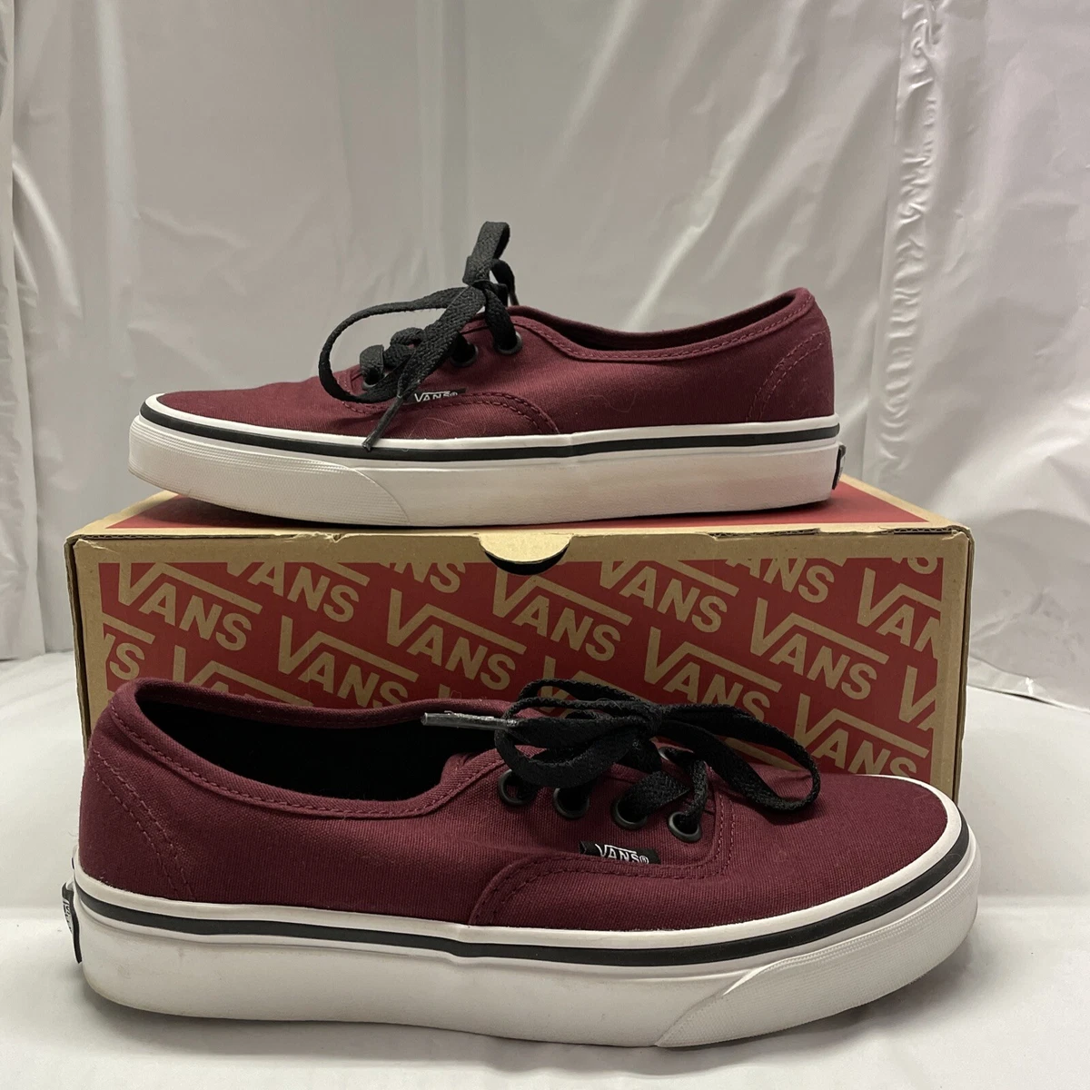 Vans authentic shop maroon black