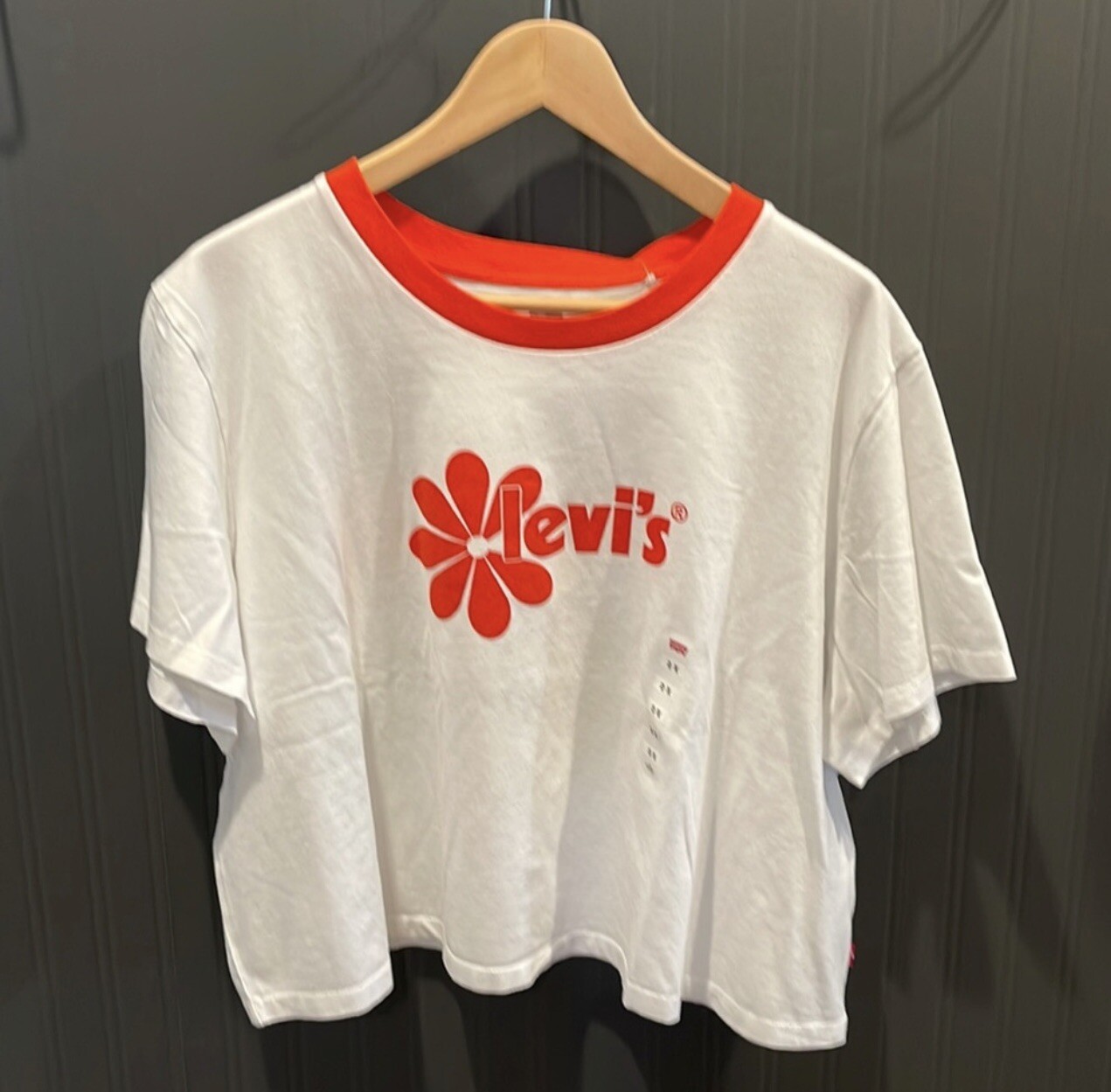 Levis Crop Top NWT Size 2x White Orange Print Casual Jeans Tee Cotton Pullover-image