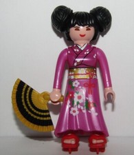 Playmobil Japanese Woman w / pink flower Kimono Geisha - C10