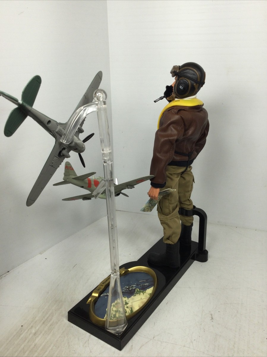 1/6 HASBRO GI JOE US P-40 FIGHTER PILOT PEARL HARBOR P-40 + ZERO