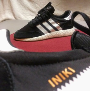 adidas iniki black and white