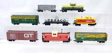 Lot Of 8 HO Freight Cars Boxcar Tank Hopper Caboose All Have Couplers