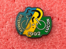 T27 Pins CYCLISME Vélo Bike VÉLO OSTERAKER LUÇON FRANCE 1992 Coureur Cycliste