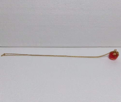 Vintage Lucite Red Apple Rhinestone Pendant AVON Gold Tone XL Chain Necklace - Picture 13 of 15