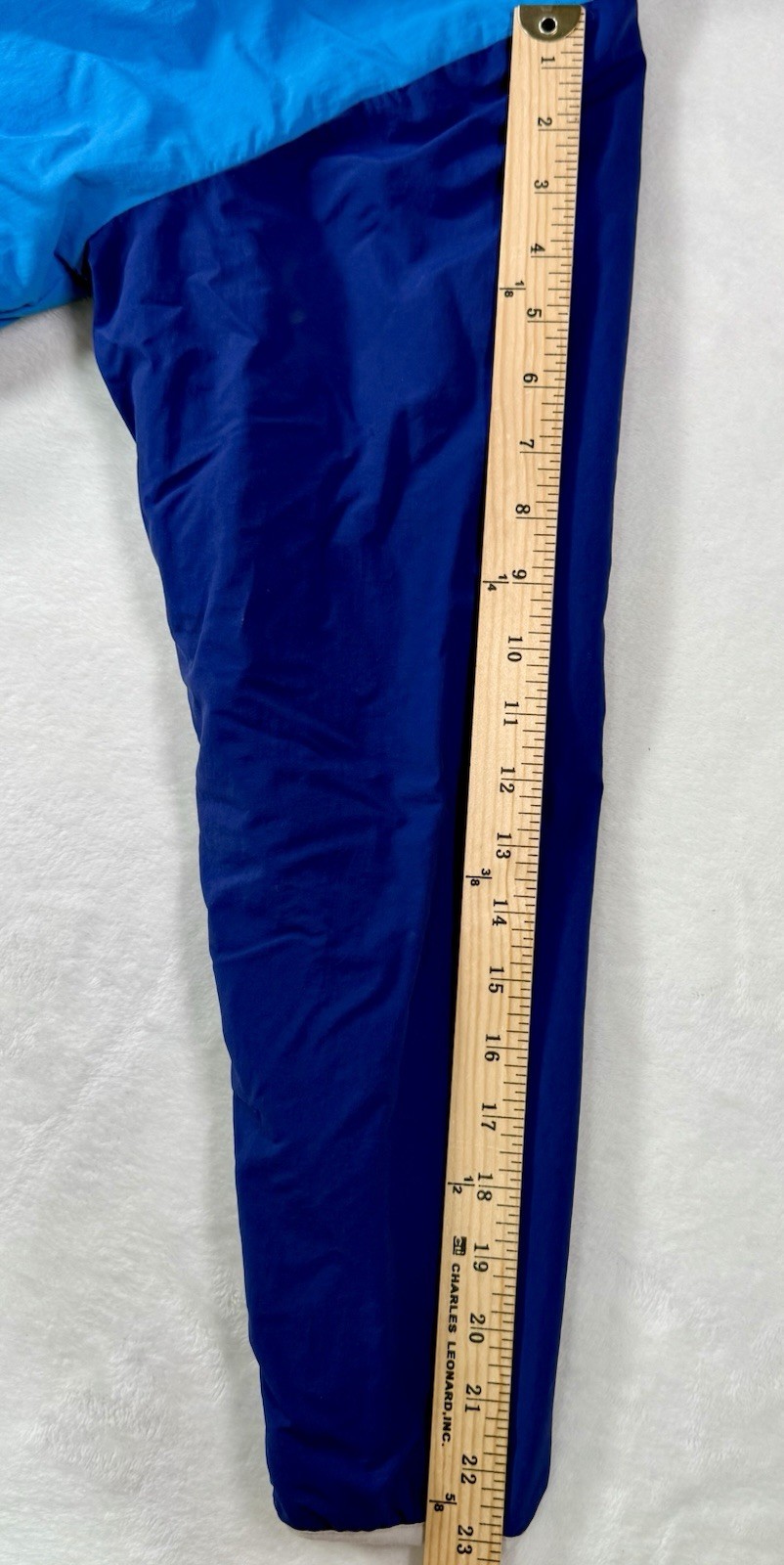 Chubbies Blue Reversible Pullover Size Medium - image 7