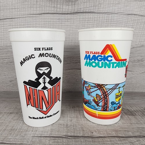 Six Flags Magic Mountain Ninja Theme Park Souvenir Soft Drink Plastic Cups