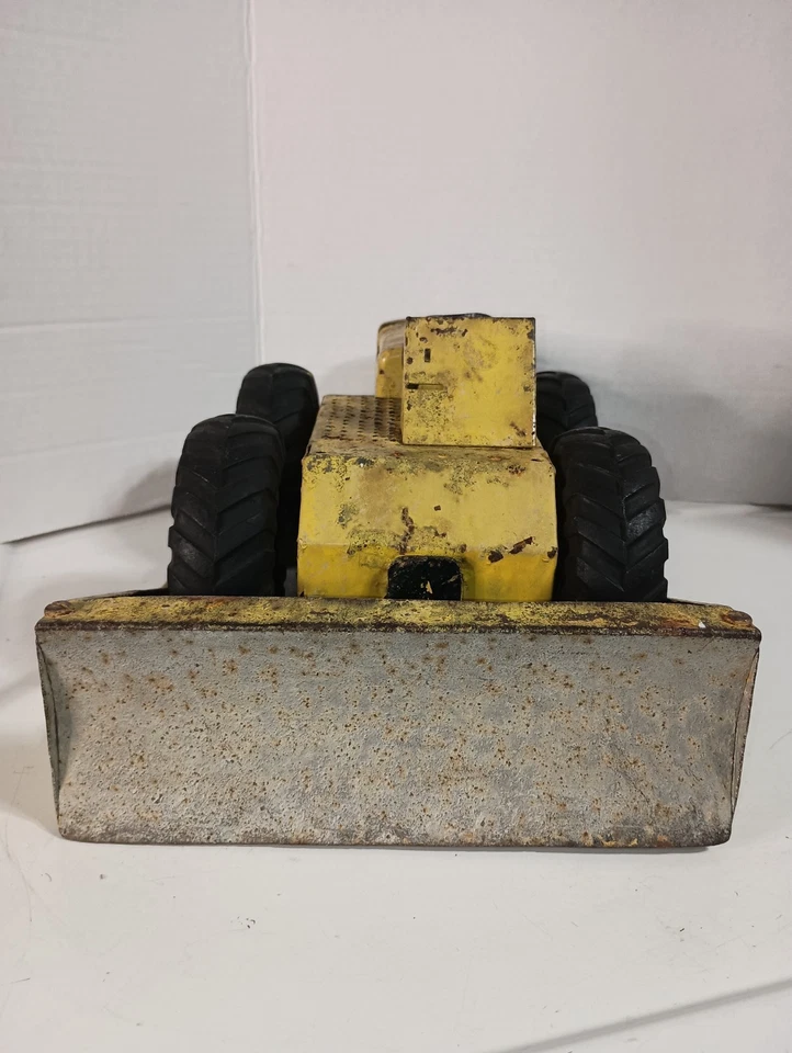 VINTAGE RARE  NYLINT TOURNADOZER PRESSED STEEL RUBBER-WHEELED DOZER*READ* - Image 3 of 4