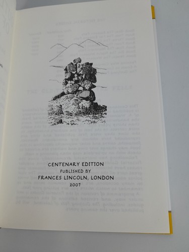 The Outlying Fells of Lakeland: Pictorial Guides to the Lakeland Fells 2007 - Picture 7 of 10
