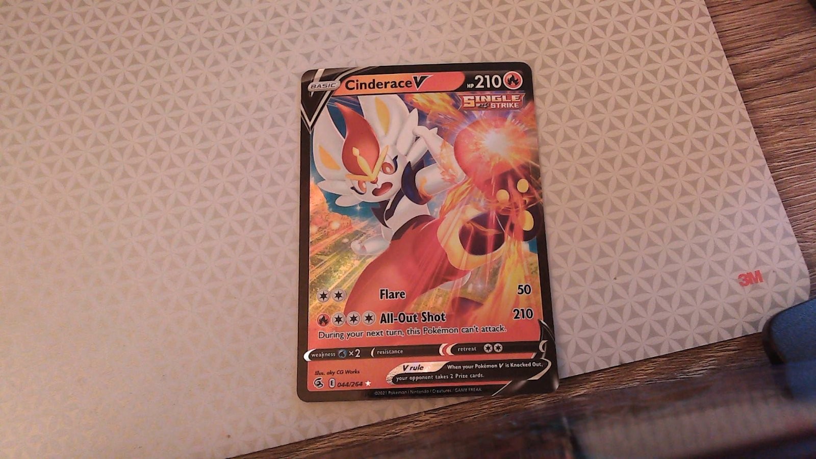 Cinderace V (44) Holofoil [SWSH08 - 044/264] NM Pokemon TCG