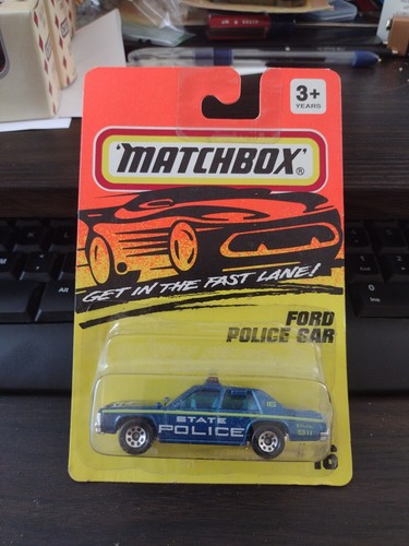Matchbox Superfast #16 blau Ford Police Car State Police 1994 Thailand