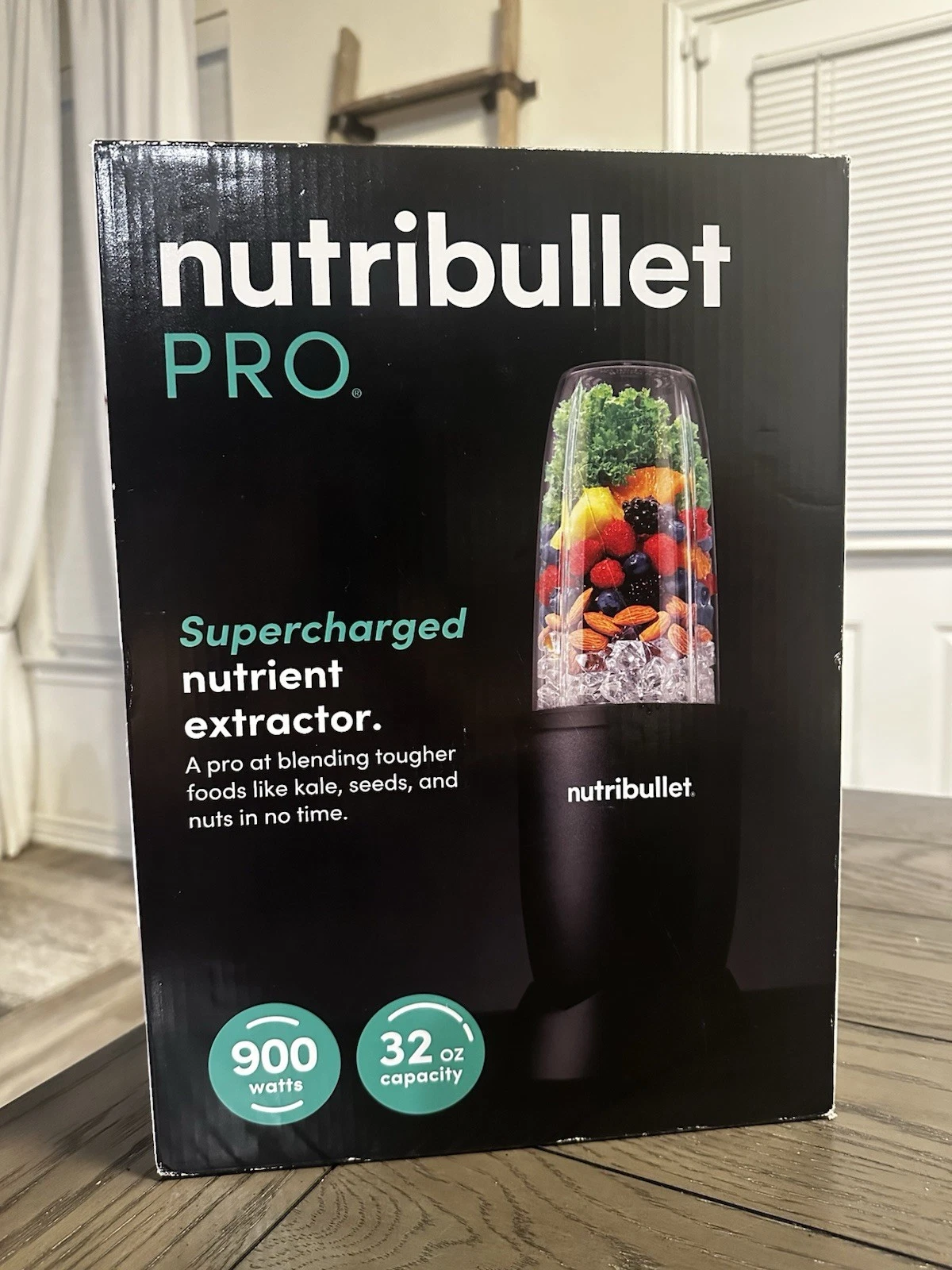 NEW Nutribullet Pro 900 Watt 32 oz Personal Blender - Black, Unopened in Box