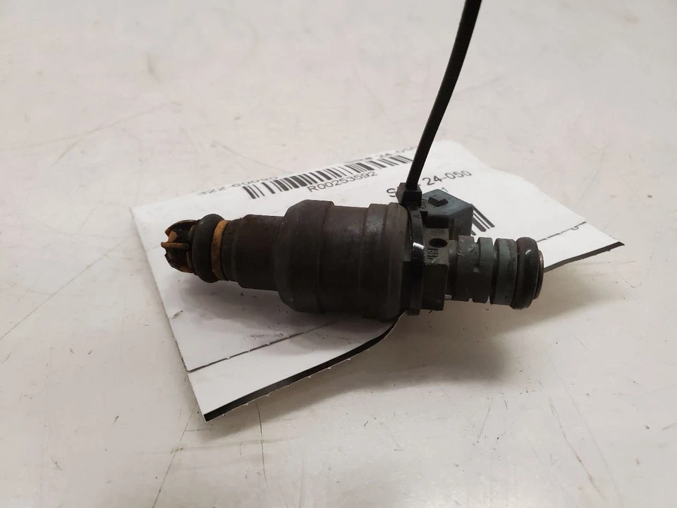 BMW 750IL STD, Inyector de Combustible EFI, 1985-1997, 5.0L, V12, 13-64-1-731-357, Fábrica Foto 2 de 4