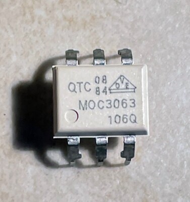 QT MOC3063 Triac/SCR Output Optocoupler - NOS