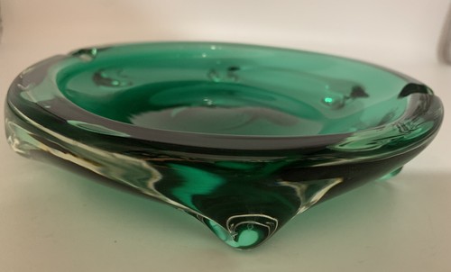 MCM Ashtray Emerald Green Heavy Glass Vintage 7” (f) - Picture 6 of 6