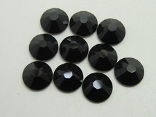 30ss JET maxima FLAT BACK PRECIOSA Rhinestones 18pcs.
