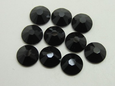 30ss JET STAR BRIGHT FLATBACK Rhinestones 18pcs.
