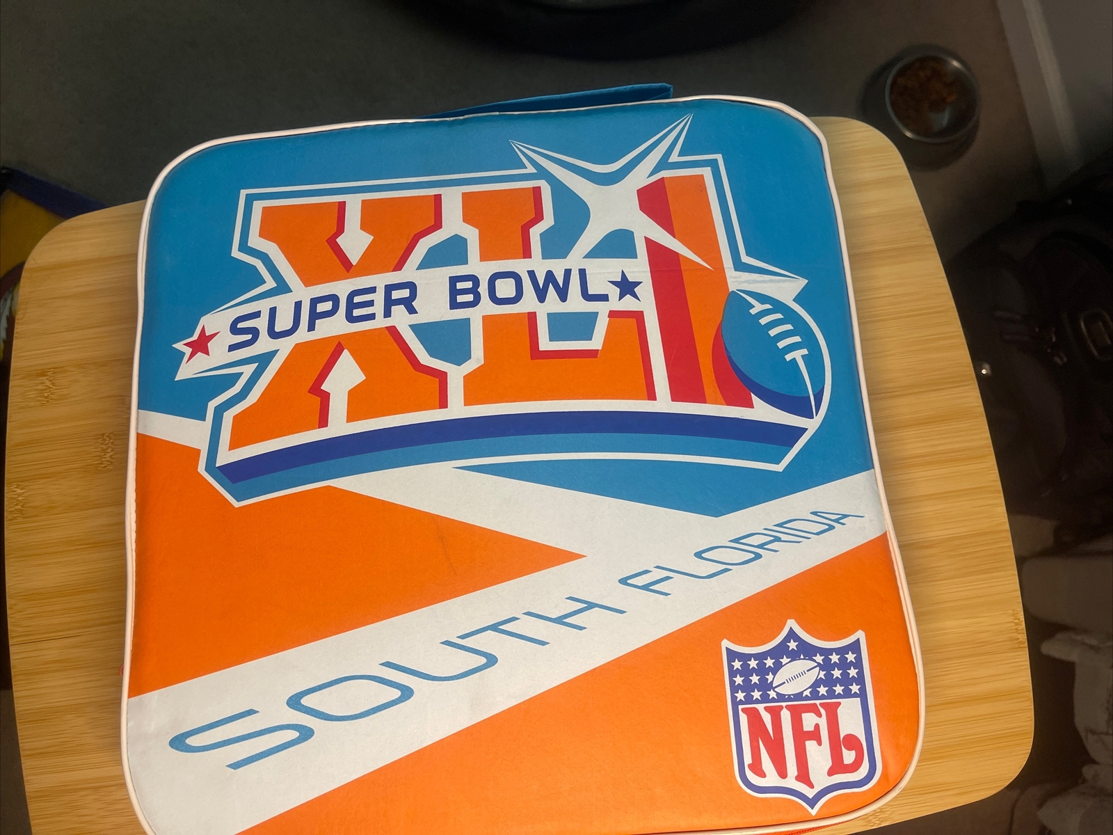 Super Bowl XLI 41 Seat Cushion With Pepsi Sleeve Including Sleeve Items