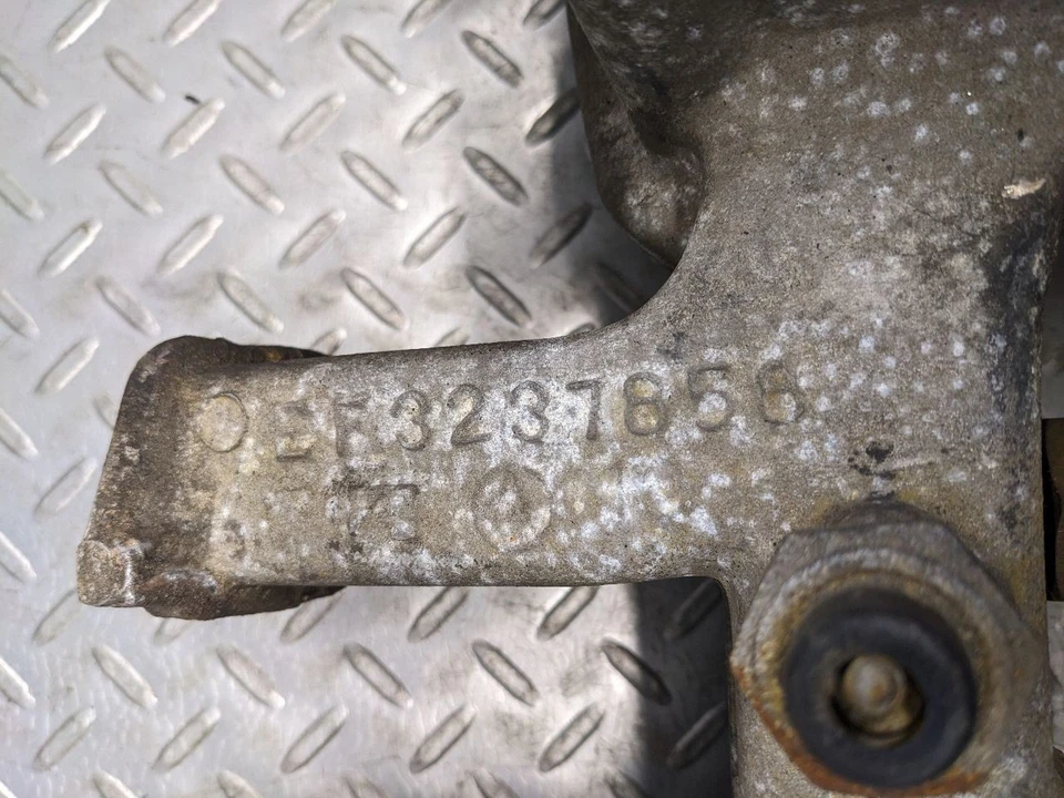 Intake Manifold Fits 81-88 EAGLE 1172458 - Image 2 of 4