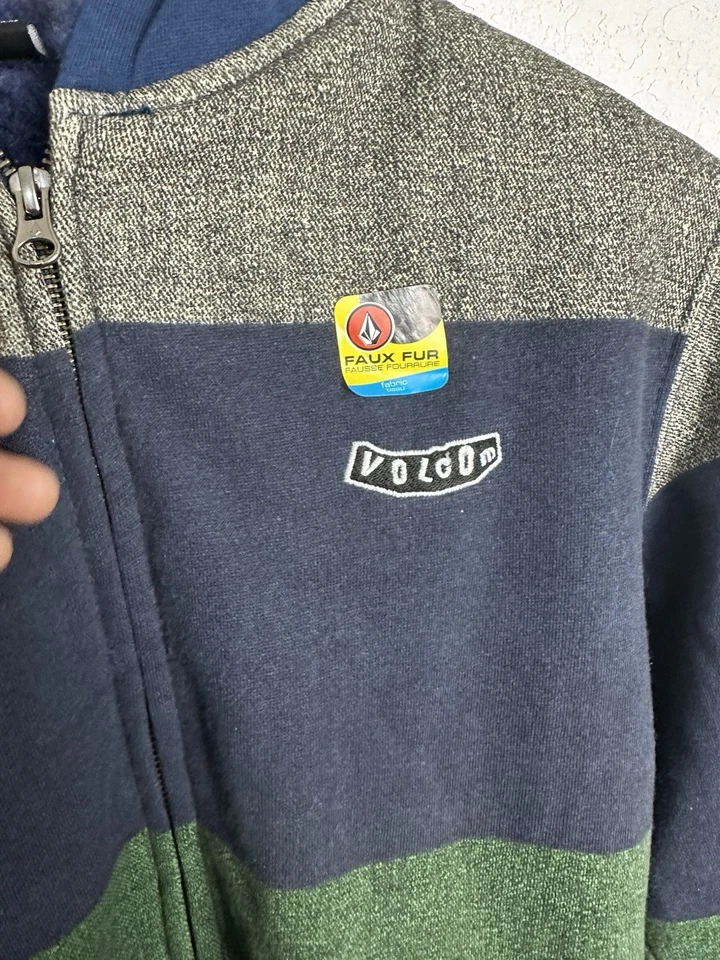Sudadera con Capucha Volcom Youth Vince Forrada a Rayas Talla Mediana Nueva con Etiquetas Foto 3 de 4