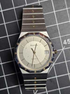 Bulova Accutron Royal Oak Quartz watch two tone silver gold 2562.10 2562